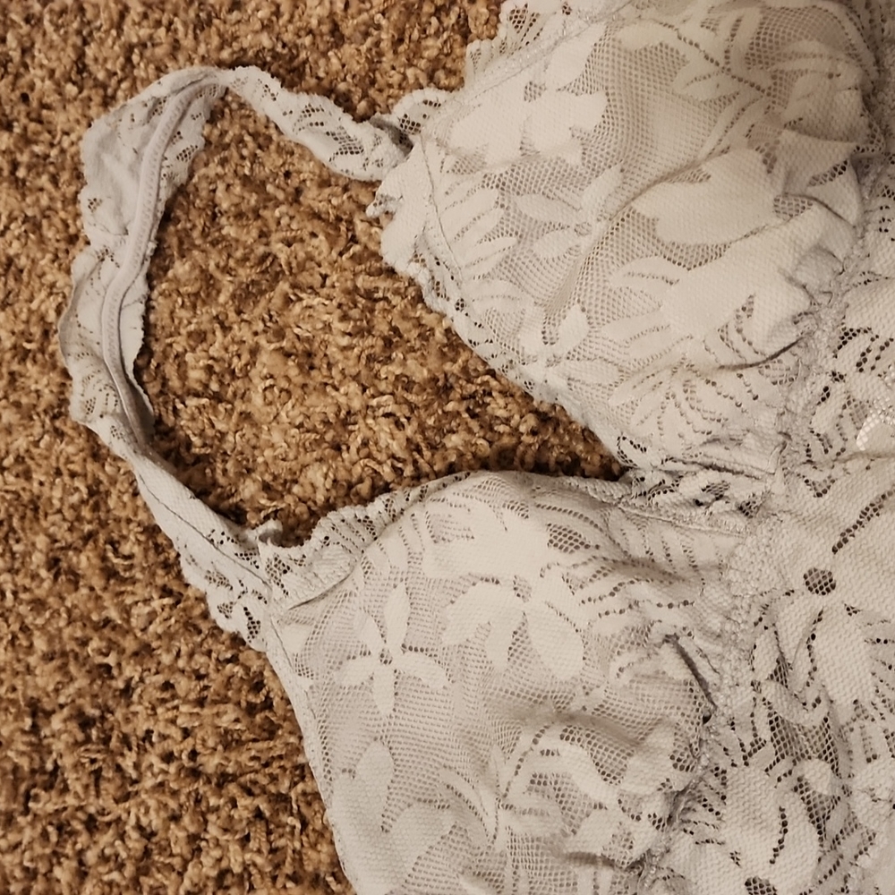 Bra - Picture 2 of 3